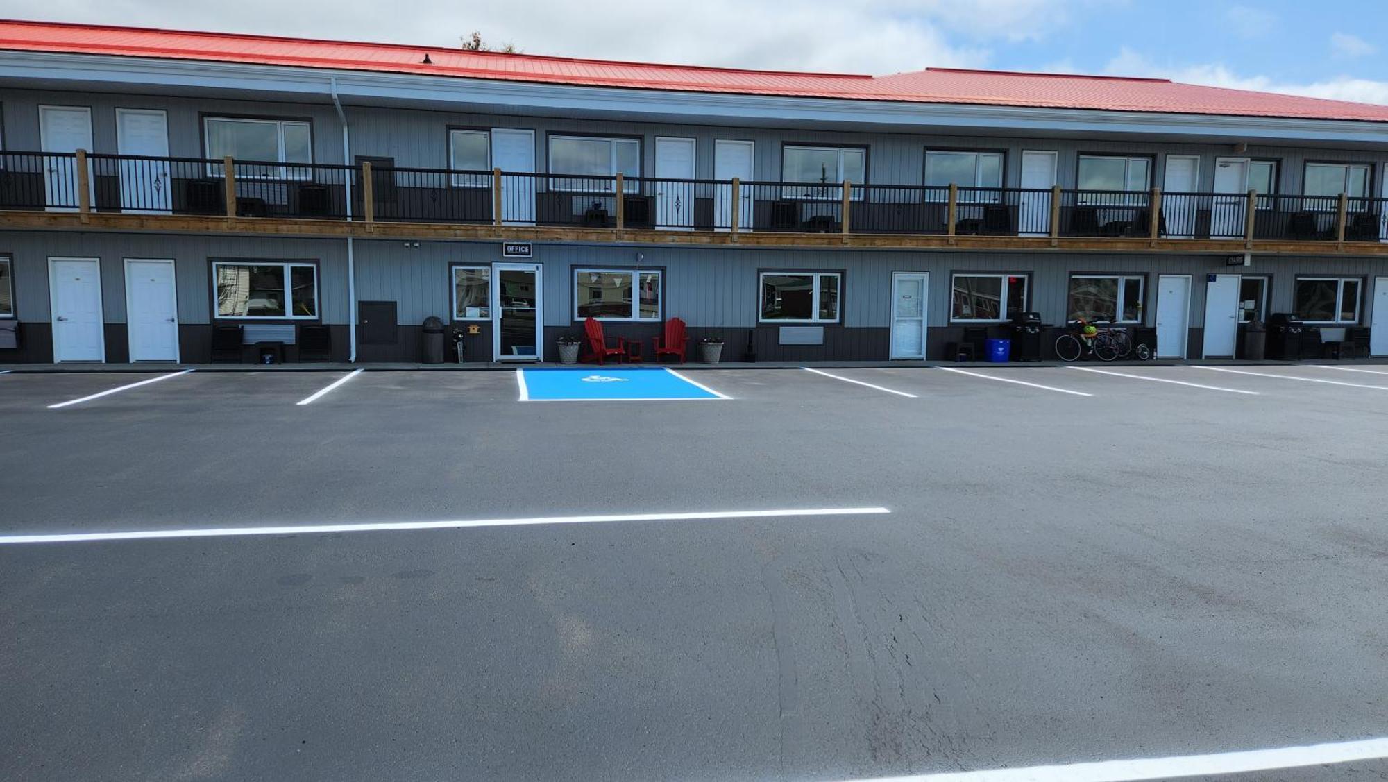 Outdoorsman Motel Wawa Exterior foto